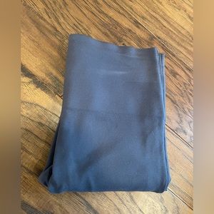 Spanx - Gray essential shape leggings - Size XS